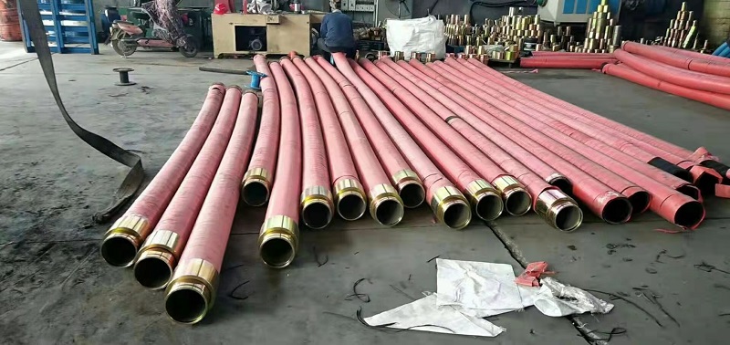 Large diameter high-pressure braided rubber hose 102, 127 and 152